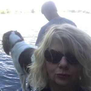 Meet your Posher, Lori